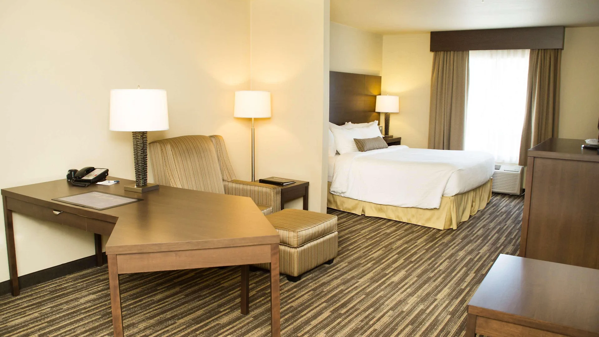 Best Western Plus Dartmouth Hotel & Suites