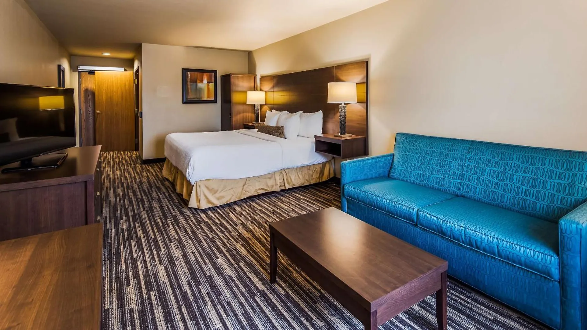 Best Western Plus Dartmouth Hotel & Suites