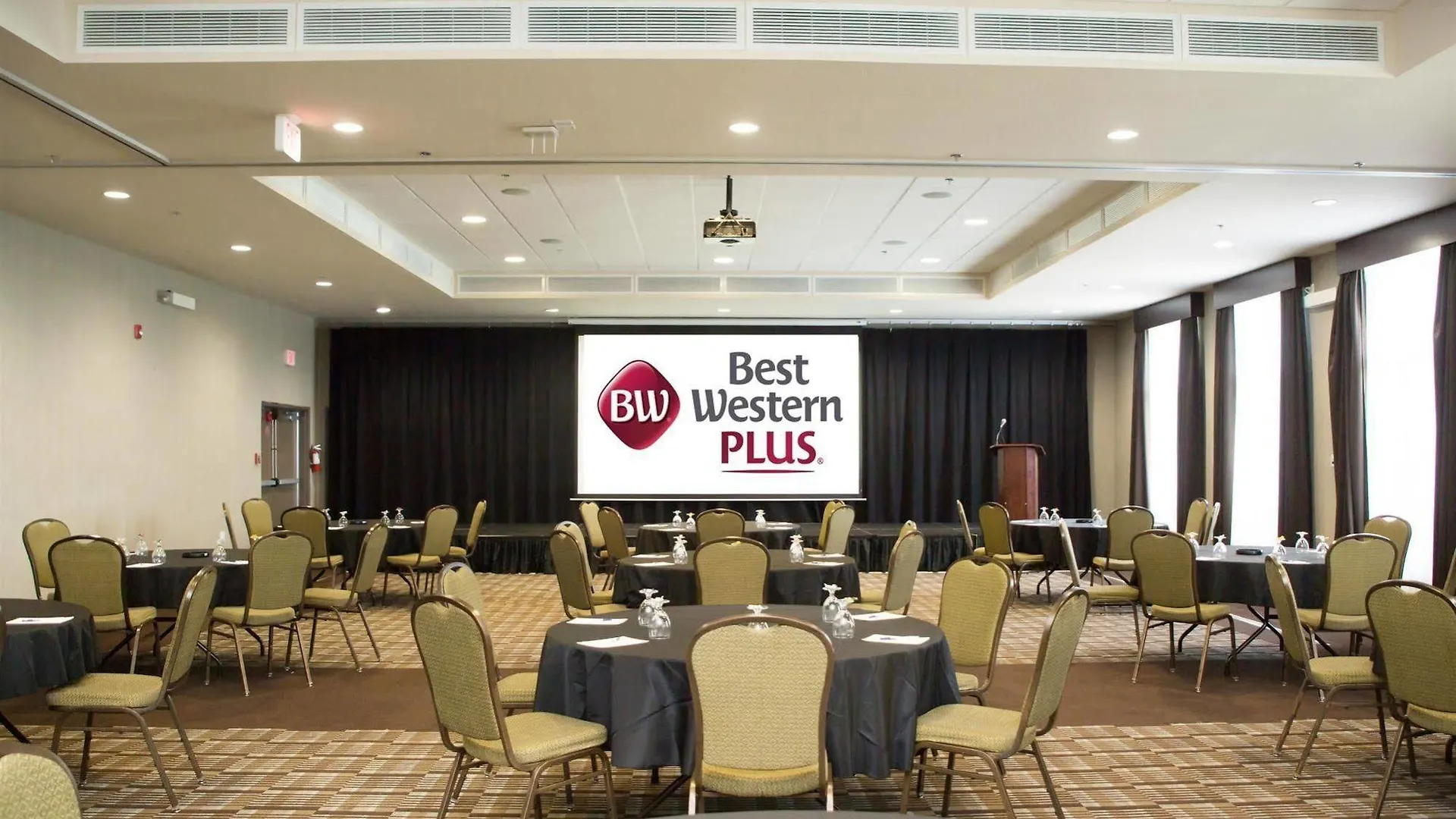 Best Western Plus Dartmouth Hotel & Suites